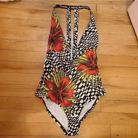 Out from Under One Piece Swimsuit Size Medium - Picture 2 of 10